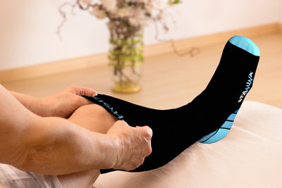 Compression Socks for Men & Women (Black & Blue)